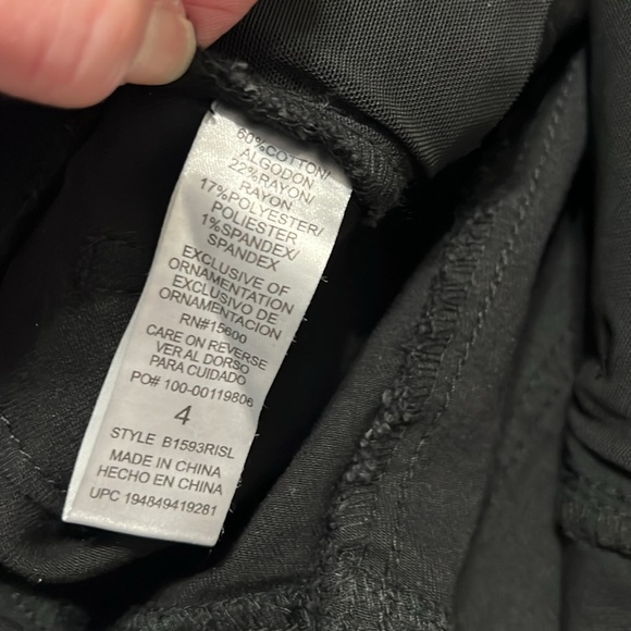 Democracy Women's Black Jeans Freedom Ankle Skimmer Size 4 - Picture 8 of 10